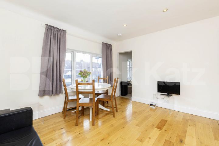 Surrounded by an abundance of amenities and walking distance to a station  High Street, High Barnet